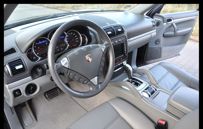 Porsche Cayenne cena 35900 przebieg: 199000, rok produkcji 2004 z Siedlce małe 704